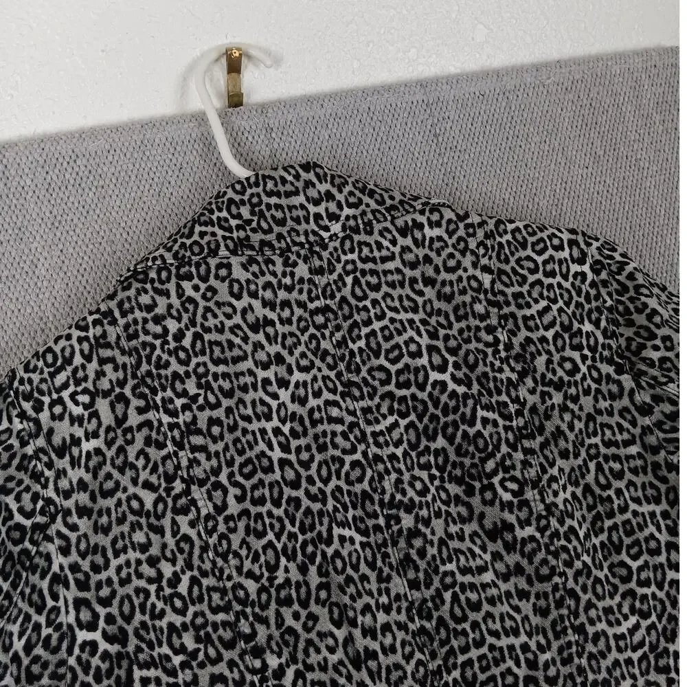 Chico's Brushed Flannel Jacket Womens 0 US 4/6 Gray Leopard Print Stretch Casual